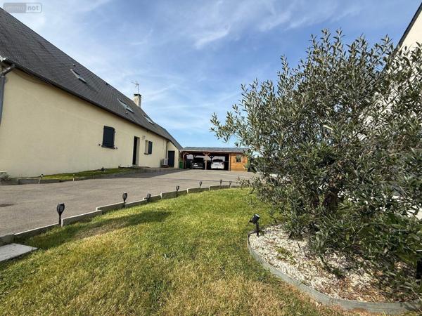 Maison à vendre à Trangé dans la Sarthe (72650), ref : SL-72021-496