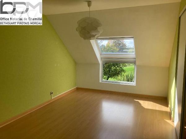 Propriété 9 pièces 180 m².

Située à CHOLET, cette maison bénéficie d'un emplacement privilég...
