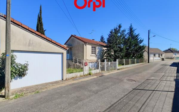 Maison à vendre    2 pièces •  Connerré