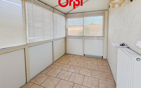 Maison à vendre    2 pièces •  Connerré
