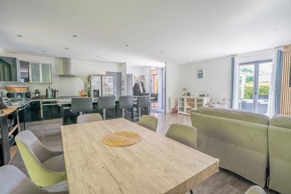 Maison Charmante maison familiale de plain pied - 3 chambres - Lisière de forêt 101 m²