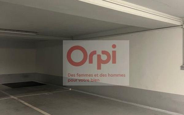 Stationnement à vendre    22,50 m2 Issy-les-Moulineaux
