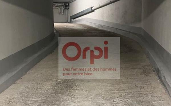 Stationnement à vendre    22,50 m2 Issy-les-Moulineaux