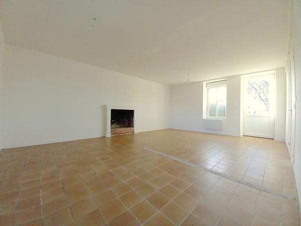 Maison à vendre à LE LOROUX BOTTEREAU - 183750 €
