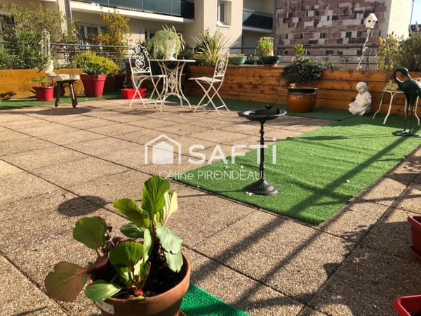 APPARTEMENT AVEC TERRASSE - SAUMUR