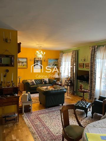 APPARTEMENT AVEC TERRASSE - SAUMUR