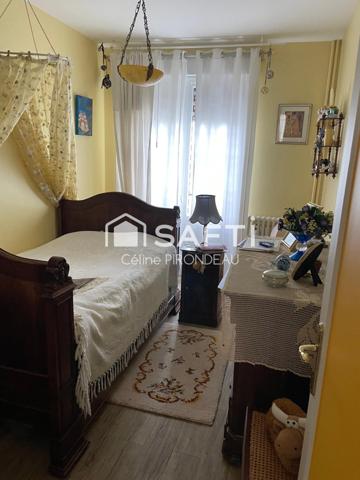 APPARTEMENT AVEC TERRASSE - SAUMUR