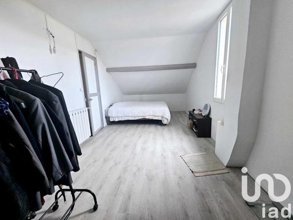 Maison traditionnelle 5 pièces de 78 m² à Joigny (89300)