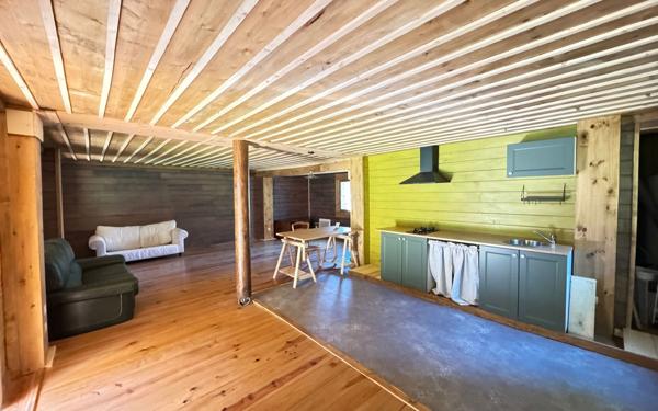 Maison à vendre    3 pièces • 91,25 m2 Forest-Saint-Julien