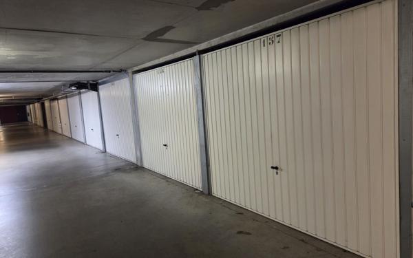 Stationnement à vendre