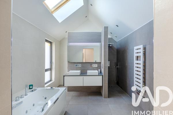 Immeuble à vendre 400 m² Gennevilliers