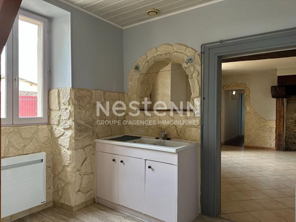 Longere a proximite des commerces !