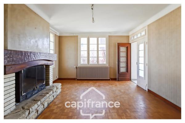 Maison individuelle de 90m² à Gourdon (46) – Beaux volumes et fort potentiel d’aménagement