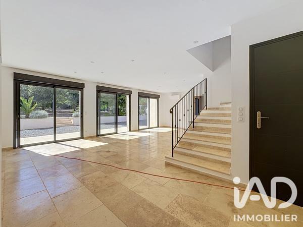 Maison à vendre 4 pièces 115 m² Montauroux