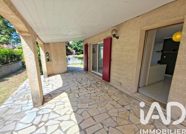 Maison à vendre 4 pièces 90 m² Nîmes