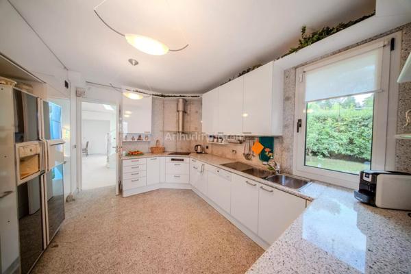 Vente Villa 8 pièces 378 m2 à Roquebrune-Cap-Martin