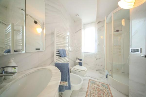 Vente Villa 8 pièces 378 m2 à Roquebrune-Cap-Martin