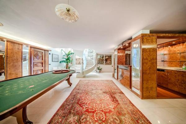 Vente Villa 8 pièces 378 m2 à Roquebrune-Cap-Martin