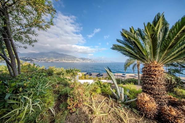 Vente Villa 8 pièces 378 m2 à Roquebrune-Cap-Martin