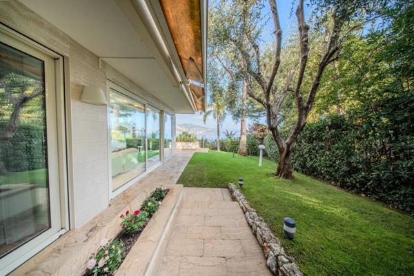 Vente Villa 8 pièces 378 m2 à Roquebrune-Cap-Martin