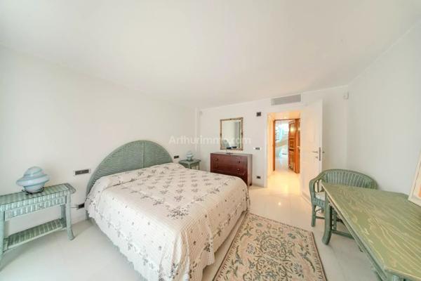 Vente Villa 8 pièces 378 m2 à Roquebrune-Cap-Martin