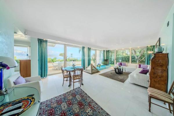 Vente Villa 8 pièces 378 m2 à Roquebrune-Cap-Martin