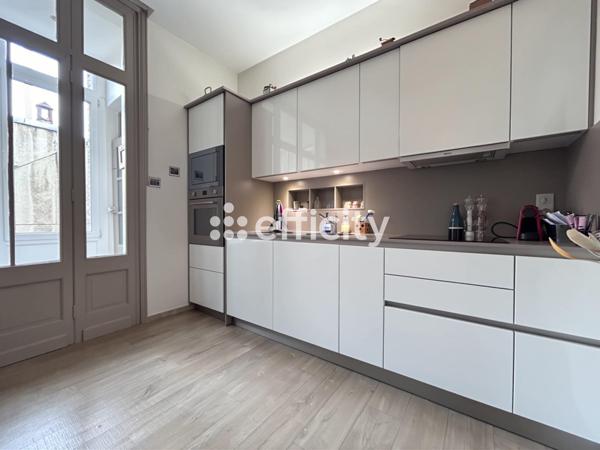 Appartement 4 pièces - 103 m² Exclusivité efficity