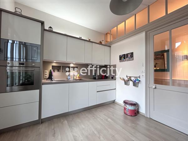 Appartement 4 pièces - 103 m² Exclusivité efficity
