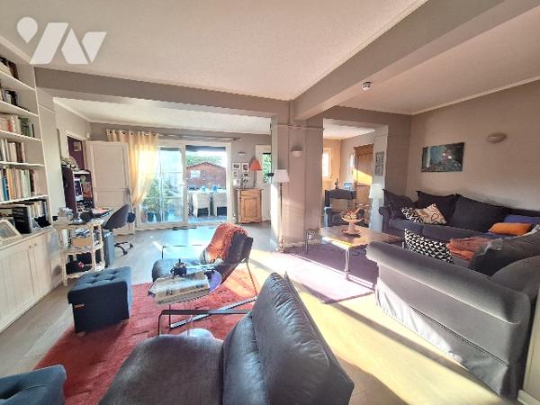 Maison INDIVIDUELLE, 3 chambres, dressing, bureau, jardin, garage