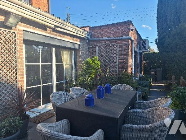 Maison INDIVIDUELLE, 3 chambres, dressing, bureau, jardin, garage