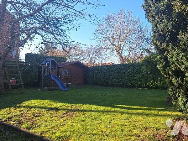 Maison INDIVIDUELLE, 3 chambres, dressing, bureau, jardin, garage