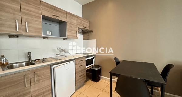 Location Studio meublé 27.3 m² - Lyon 69002