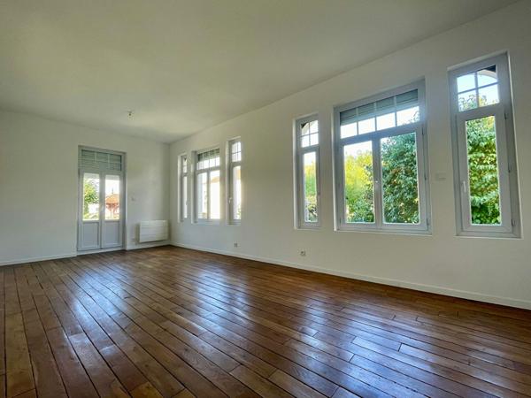 Maison avec beaucoup de charme - 3 chambres - Aubergenville secteur recherché - Gare Jardin et Sous-sol