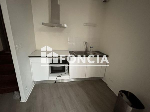 Location Studio 37.44 m² - 10 RUE DES CLERCS Vienne 38200