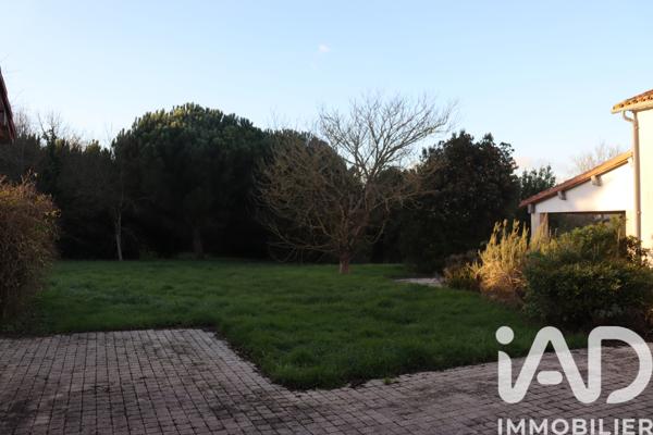 Maison à vendre 12 pièces 230 m² Clessé