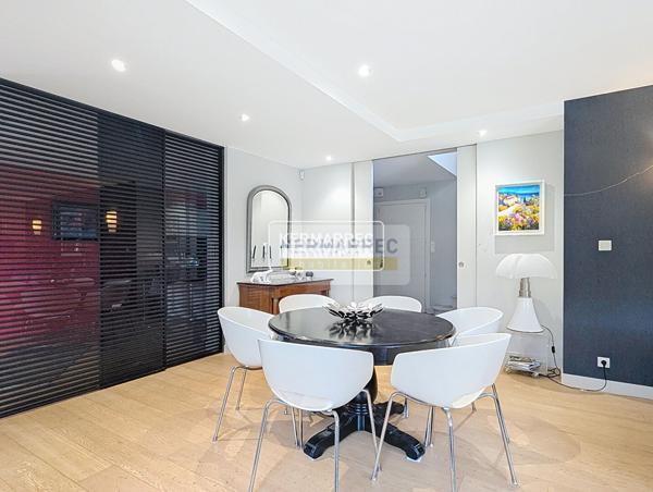 Maison 9 pièces – 221 m² environ à Saint-Grégoire (ref : 40281)