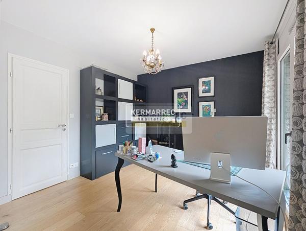 Maison 9 pièces – 221 m² environ à Saint-Grégoire (ref : 40281)