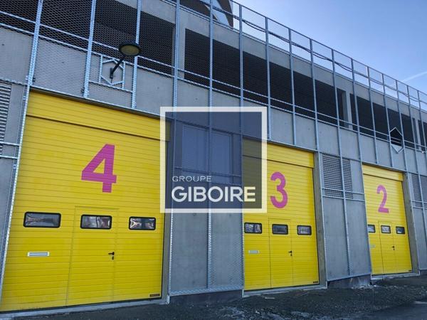 Local d'activites 664 m² à louer Rennes (réf : 35.6613)