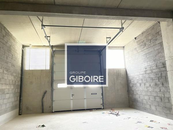Local d'activites 664 m² à louer Rennes (réf : 35.6613)