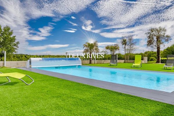 Maison de prestige 10 pièces - 350m2- Piscine - LA CHAPELLE SUR ERDRE