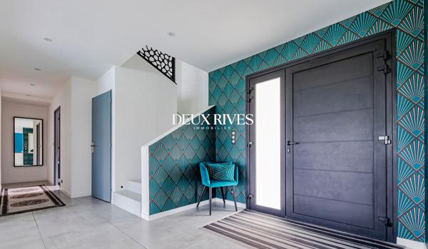Maison de prestige 10 pièces - 350m2- Piscine - LA CHAPELLE SUR ERDRE