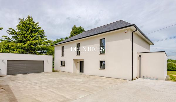 Maison de prestige 10 pièces - 350m2- Piscine - LA CHAPELLE SUR ERDRE