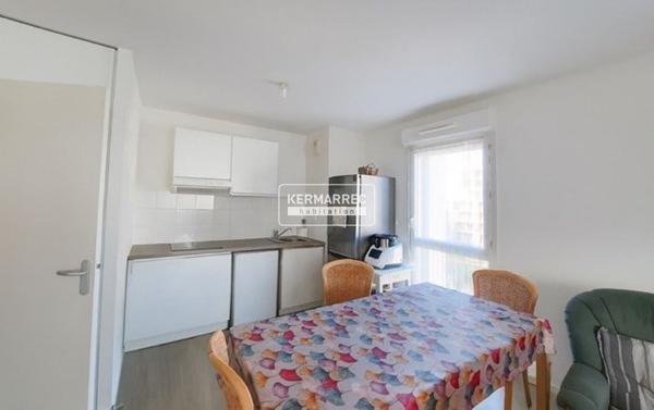 Appartement 2 pièces – 46 m² environ à Saint-Nazaire (ref : 76442SN)