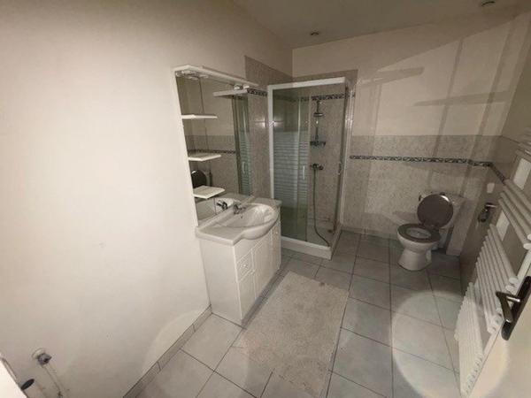 Appartement de 37m² et local commercial de 56m²