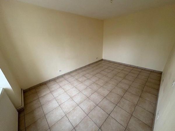 Appartement de 37m² et local commercial de 56m²
