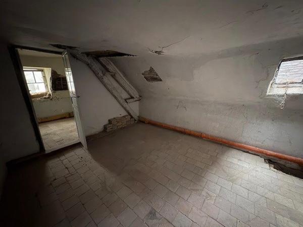 Appartement de 37m² et local commercial de 56m²