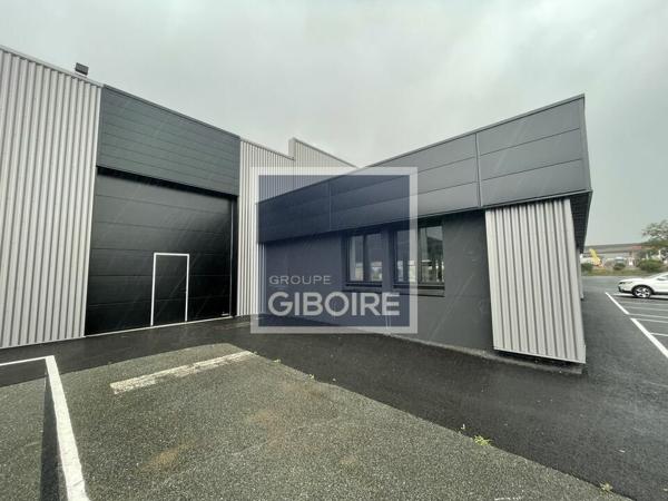 Local commercial - A LOUER (réf : 49.017431)
