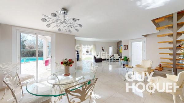 Villa + dépendance _à Saint Cyprien - Secteur Golf