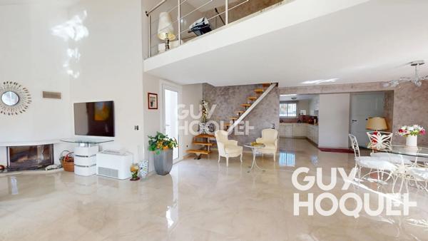 Villa + dépendance _à Saint Cyprien - Secteur Golf