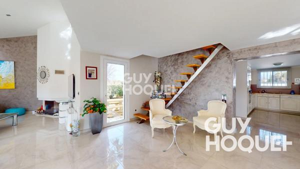 Villa + dépendance _à Saint Cyprien - Secteur Golf